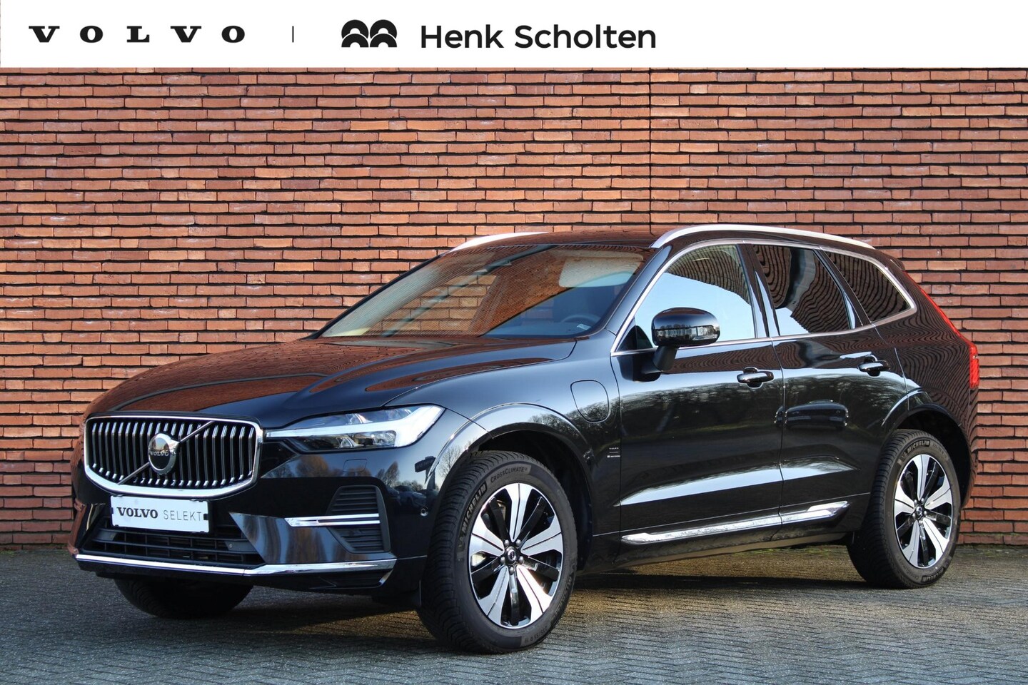 Volvo XC60 - T6 AWD Essential Bright | Panoramisch Schuif-kanteldak | Lederen bekleding | Adaptieve Cru - AutoWereld.nl