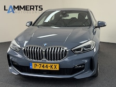 BMW 1-serie - 118i High Executive M-Sport Automaat Navi / Climate / Carplay / PDC / Live Cockpit Profess