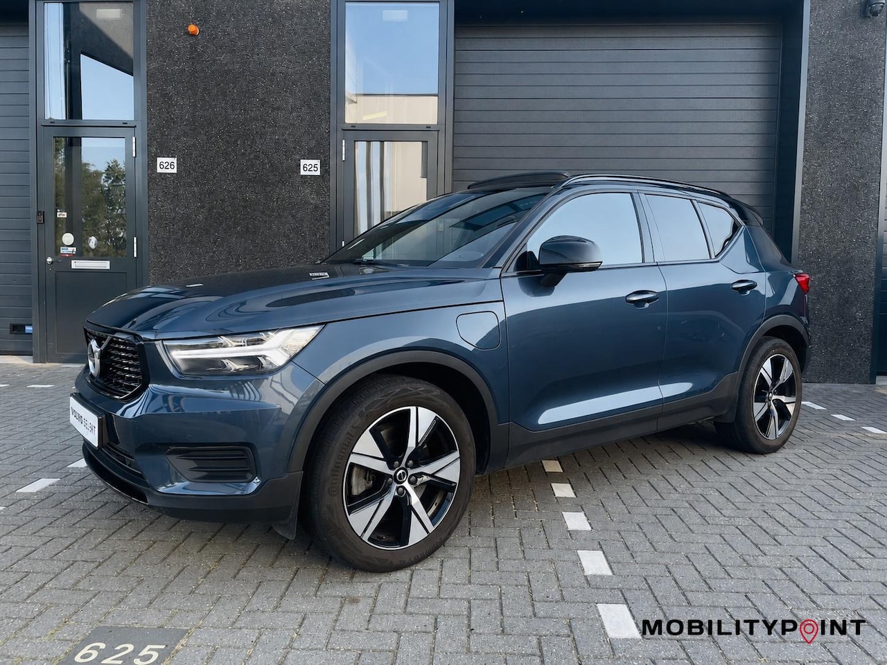 Volvo XC40 - 1.5 T5 Recharge R-Design 262PK|Pano|H&K|Carplay| - AutoWereld.nl