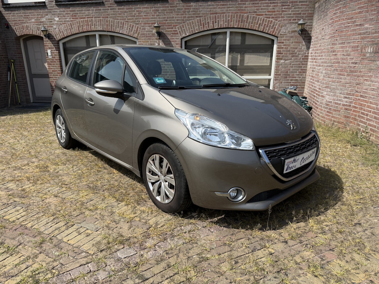 Peugeot 208 - 1.2 VTi Active Airco/Cruise/Navi - AutoWereld.nl