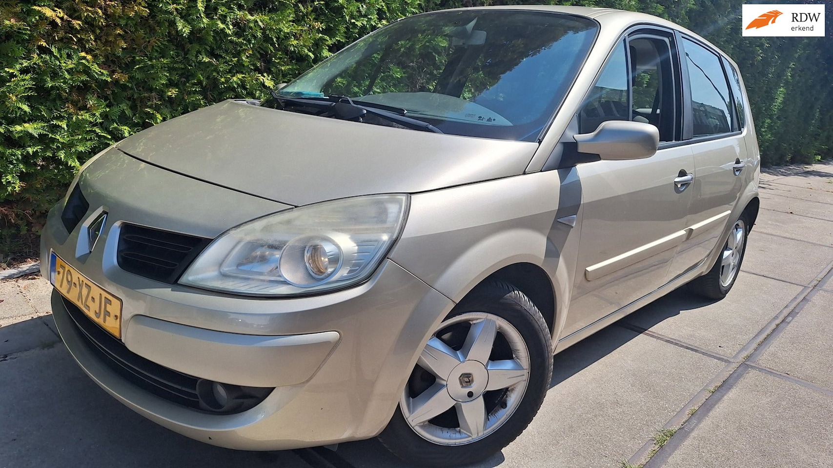Renault Scénic - 1.6-16V Business Line 1.6-16V Business Line - AutoWereld.nl