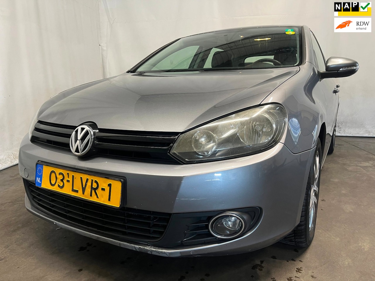 Volkswagen Golf - 1.2 TSI Tour SCHADEAUTO! - AutoWereld.nl