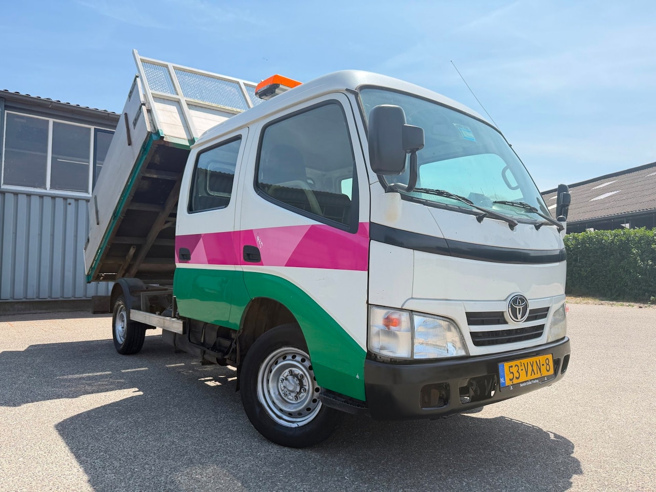 Toyota Dyna - 100 3.0 D-4D DC Comfort KIPPER | 1E EIGENAAR - AutoWereld.nl