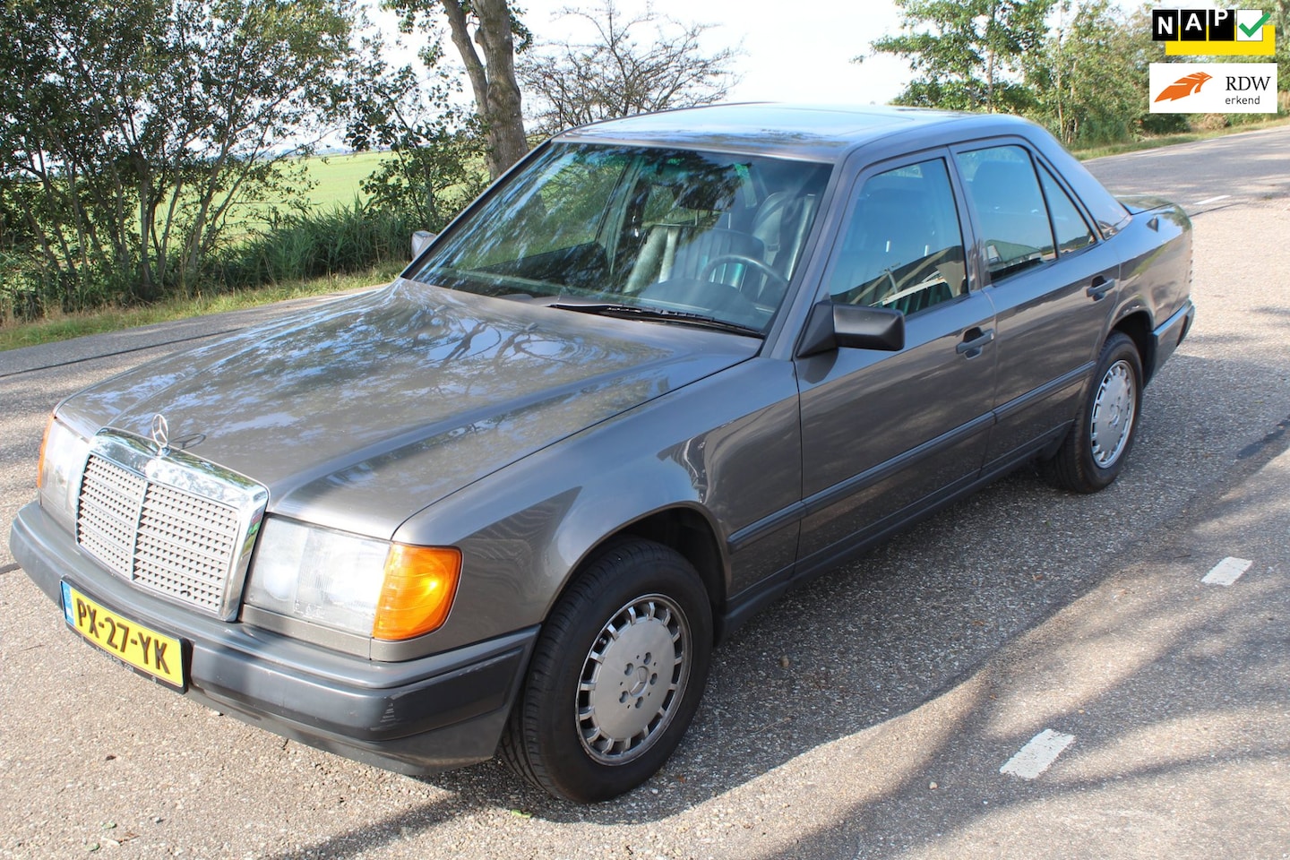 Mercedes-Benz 200-500 (W124) - 300 E automaat // belastingvrij // - AutoWereld.nl