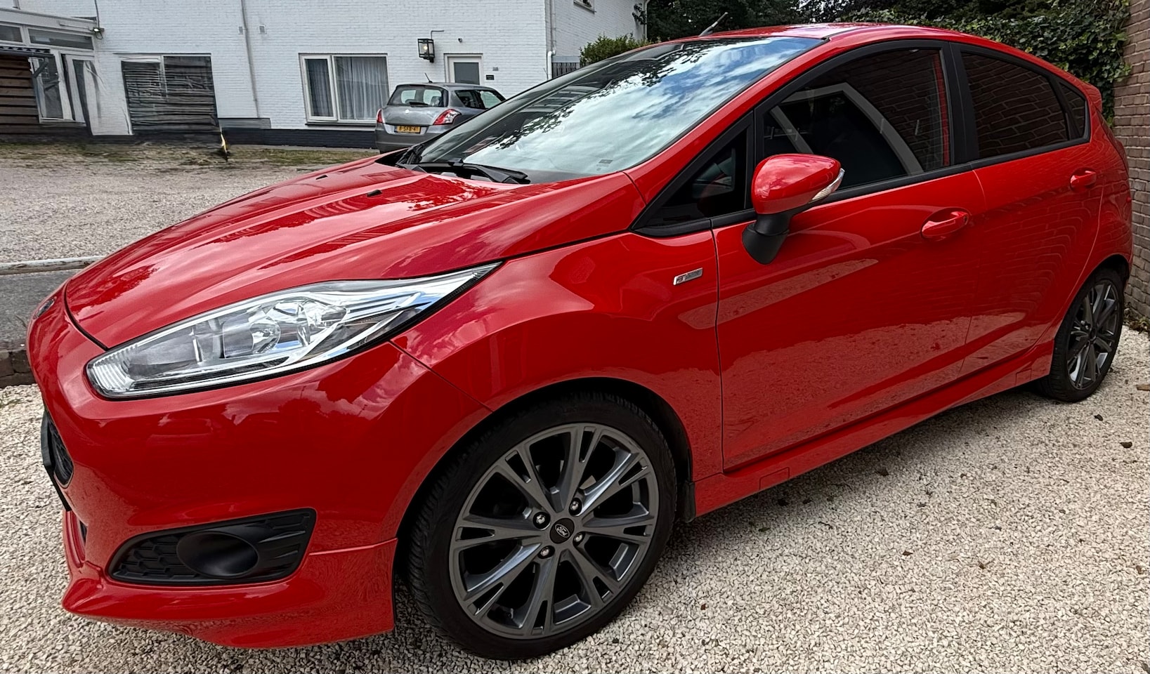 Ford Fiesta - 1.0 EcoBoost ST-Line Ford Fiësta 1.0 ST Line 101 PK Bouwjaar 09-06-2017 Kilometerstand 126.000 met nap certific - AutoWereld.nl