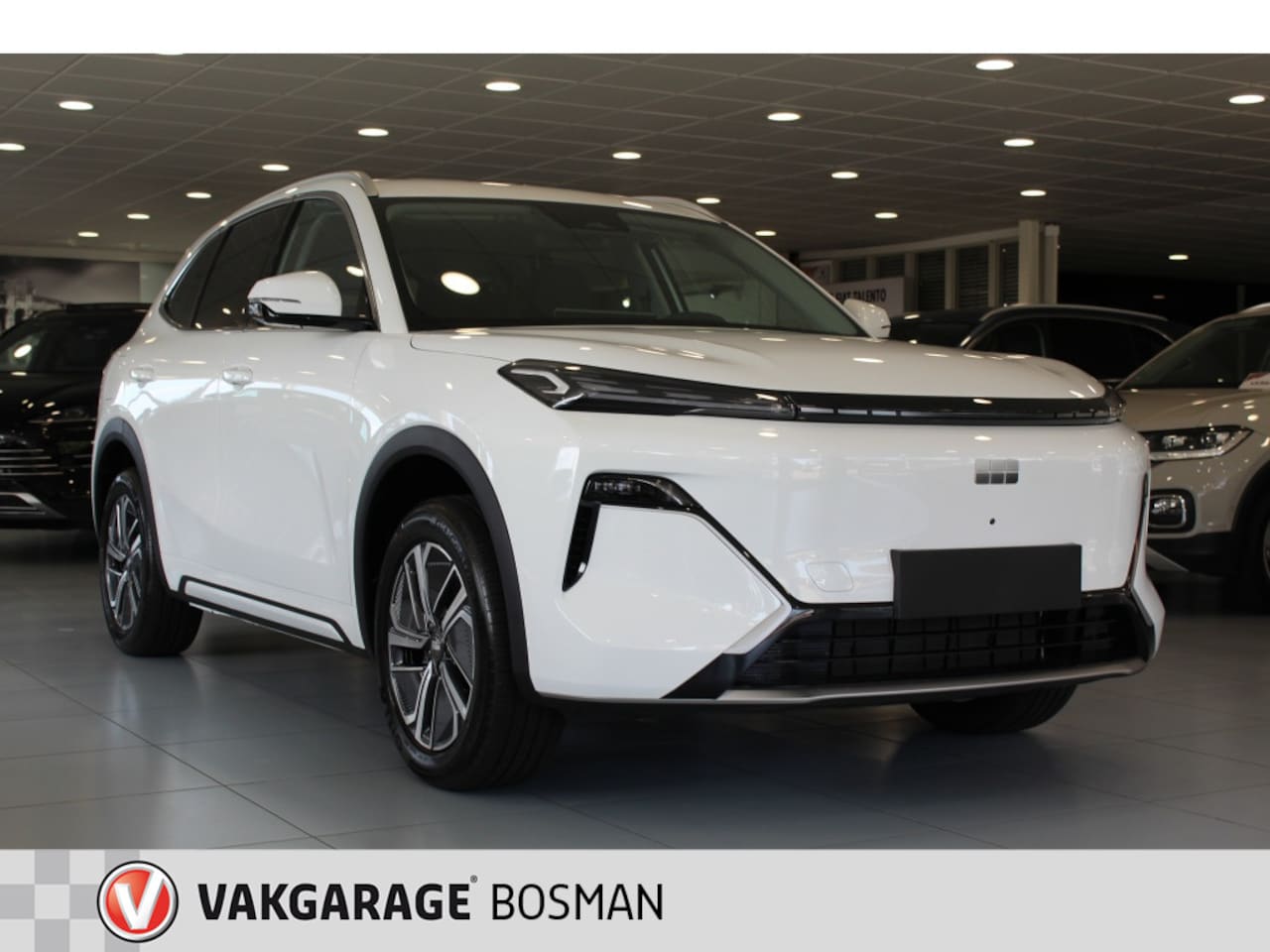 Geely Starray EM-i - 1.5 Pro Plug-in/CARPLAY/CRUISE/360 - AutoWereld.nl