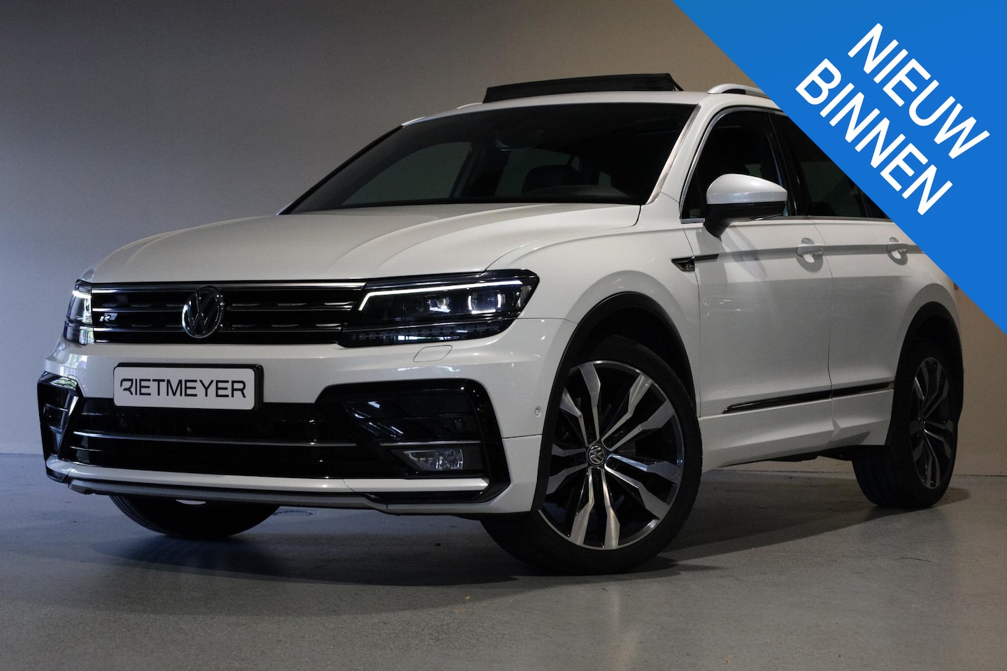 Volkswagen Tiguan - 2.0 TSI 4Motion Highline Business R |Pano |Head-Up |360° |Memory |Stoelverw. |Leder |ACC - AutoWereld.nl