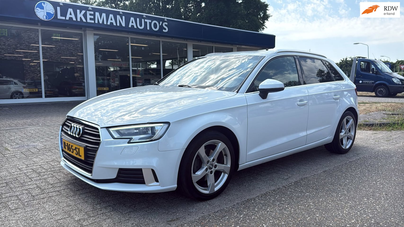 Audi A3 Sportback - 1.0 TFSI Carplay Sport Pro Line Xenon Whiteline Huurkoop Inruil APK Garantie - AutoWereld.nl