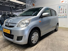 Daihatsu Cuore - 1.0 Premium IJSKOUDE AIRCO/ Elektrische ramen/ APK bij AFl