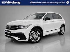Volkswagen Tiguan - 1.4 TSI eHybrid 245PK R-Line Business+ / Fabrieksgarantie tm 7-2-2028 / Panoramadak / Blac