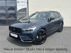 Volvo XC60 - 2.0 T8 Plug-in hybrid AWD Plus Black Edition Facelift | Zwenkbare trekhaak | Panorama dak