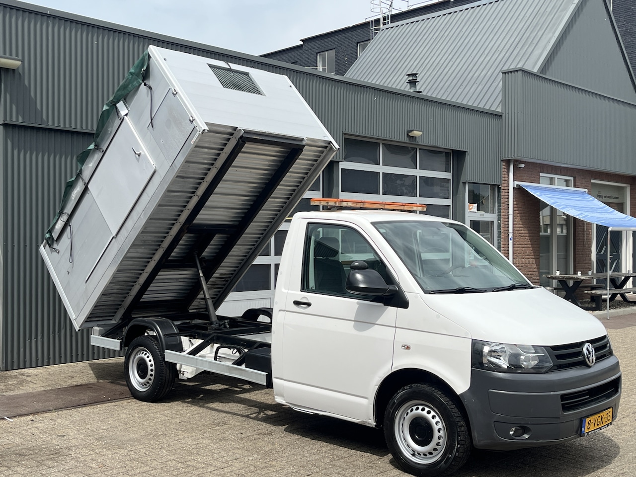 Volkswagen Transporter - 2.0 TDI L2H1 BTW VRIJ!! Kipper Openlaadbak Snipperwagen Veegvuilkipper Airco 2-Persoons On - AutoWereld.nl