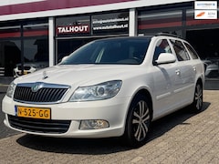 Skoda Octavia Combi - 1.2 TSI Elegance - TREKHAAK, NAVIGATIE, CRUISE CONTROL, AIRCO