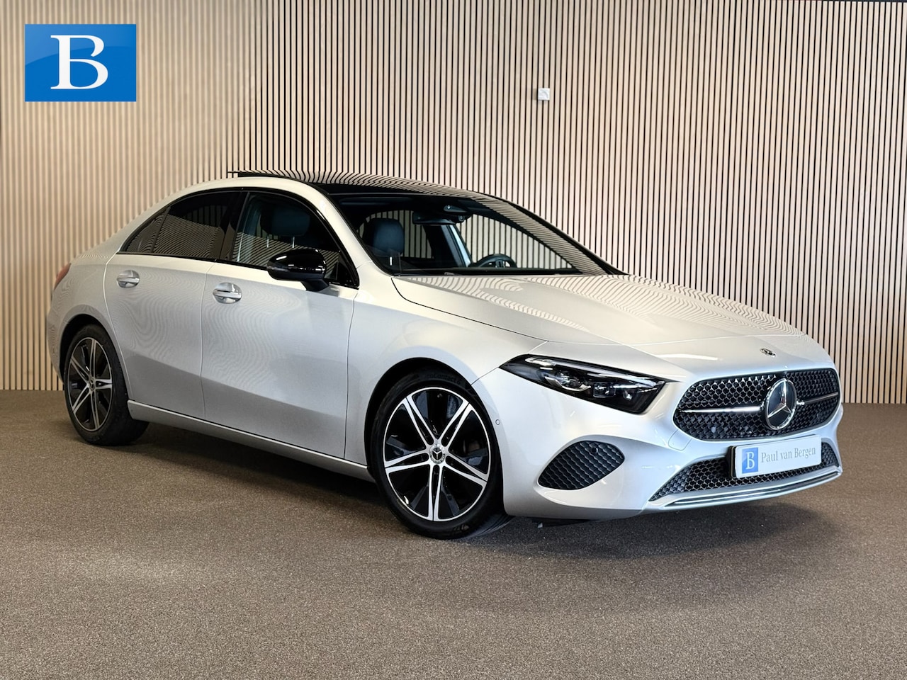 Mercedes-Benz A-klasse - 180 Progressive-NIGHT-PANORAMA-CAMERA-DODEHOEK-KEYLESS-SFEER - AutoWereld.nl