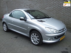 Peugeot 206 CC - 2.0-16V Cabrio - Airco - Leder