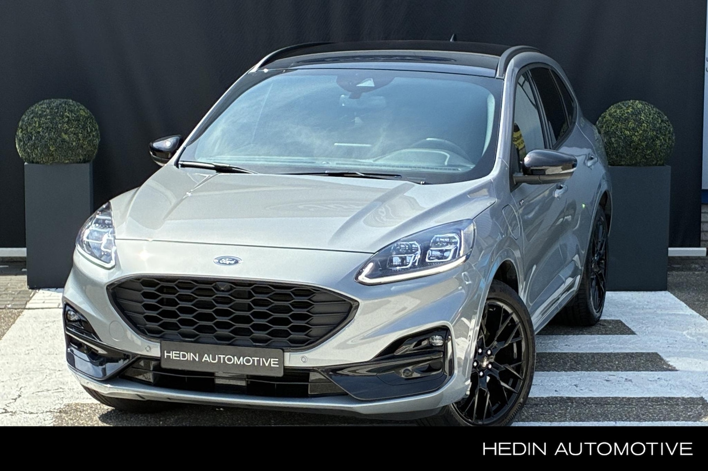Ford Kuga - 2.5 PHEV ST-Line X 225PK AUTOMAAT | Back Pack | Winterpack | Driver Assistance Pack | Trek - AutoWereld.nl