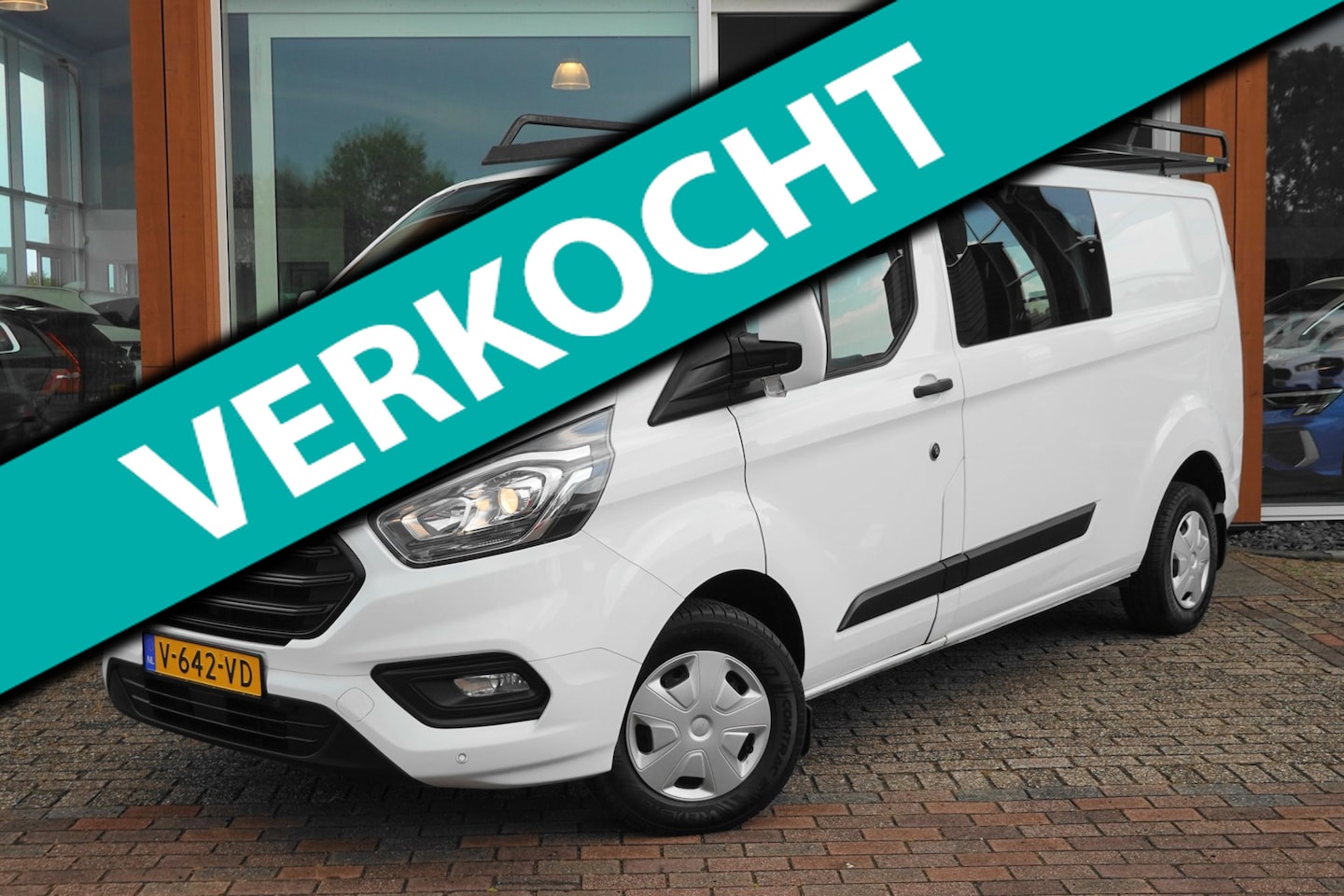 Ford Transit Custom - 300 2.0 TDCI L2H1 Trend DC *DUBBELE CABINE* - AutoWereld.nl