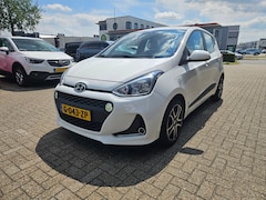 Hyundai i10 - 1.0i Comfort AIRCO | NAVI | CRUISE CONTROL | ALL SEASON | DAB | BLUETOOTH