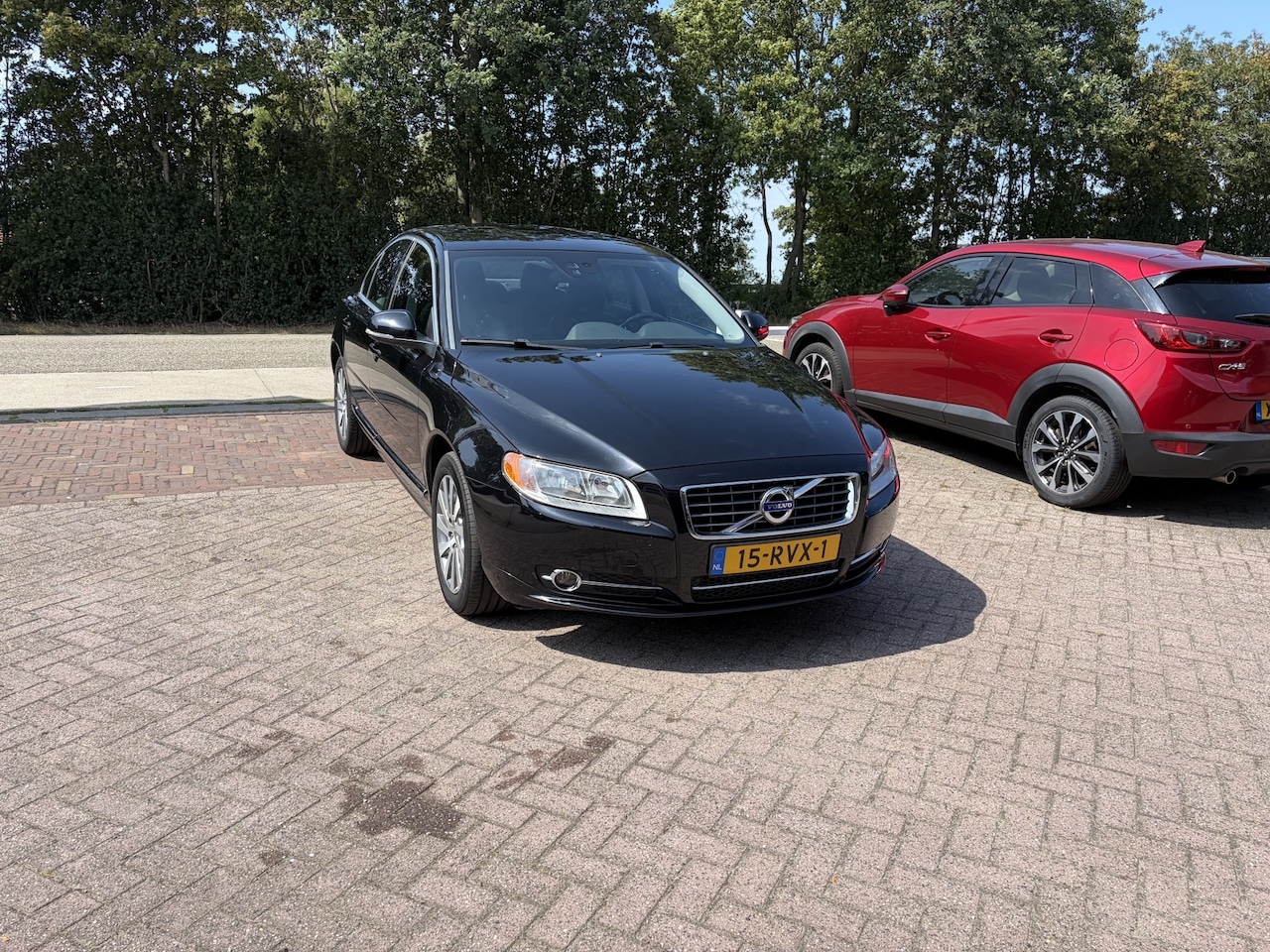 Volvo S80 - 1.6 T4 Momentum AUTOMAAT TREKHAAK CARPLAY LEER - AutoWereld.nl