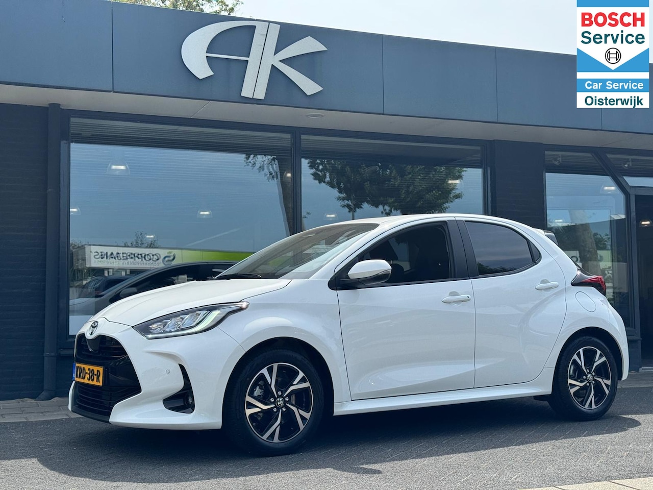 Toyota Yaris - 1.5 Hybrid 115 Business Plus - AutoWereld.nl