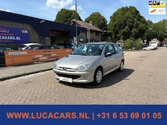 Peugeot 206 - 1.4 Forever 2X SLEUTEL + BOEKJES