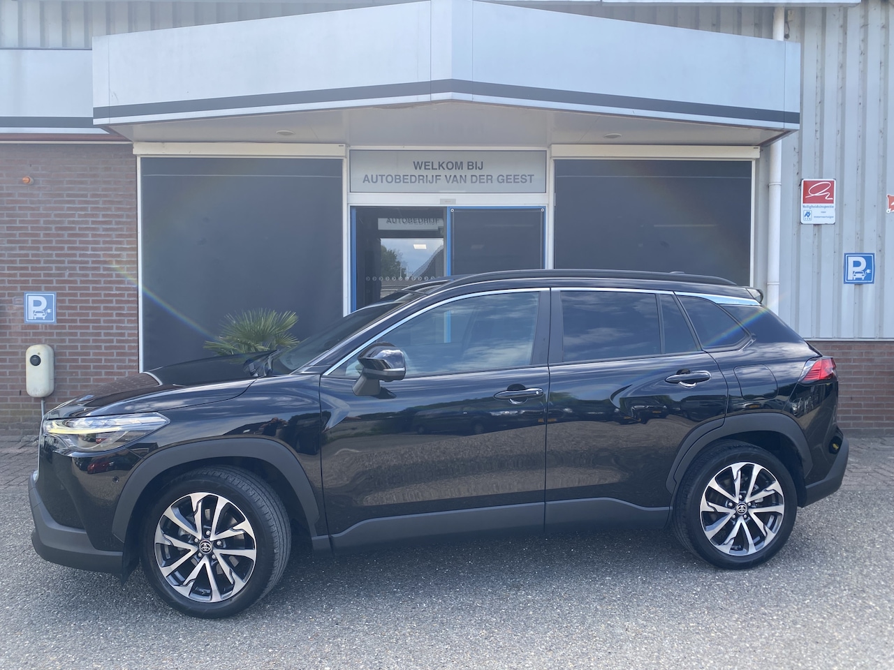 Toyota Corolla Cross - 2.0 High Power Hybrid Launch Edition 2.0 High Power Hybrid Launch Edition - AutoWereld.nl