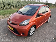 Toyota Aygo - 1.0 VVT-i Comfort Orange Airco/5 Drs/Apk 8-2027