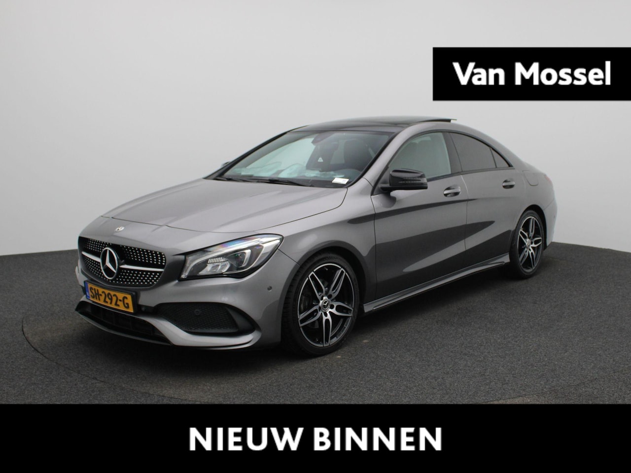 Mercedes-Benz CLA-Klasse - 180 Prestige | Automaat | AMG-Line | Parkeersensoren | Panoramadak | - AutoWereld.nl