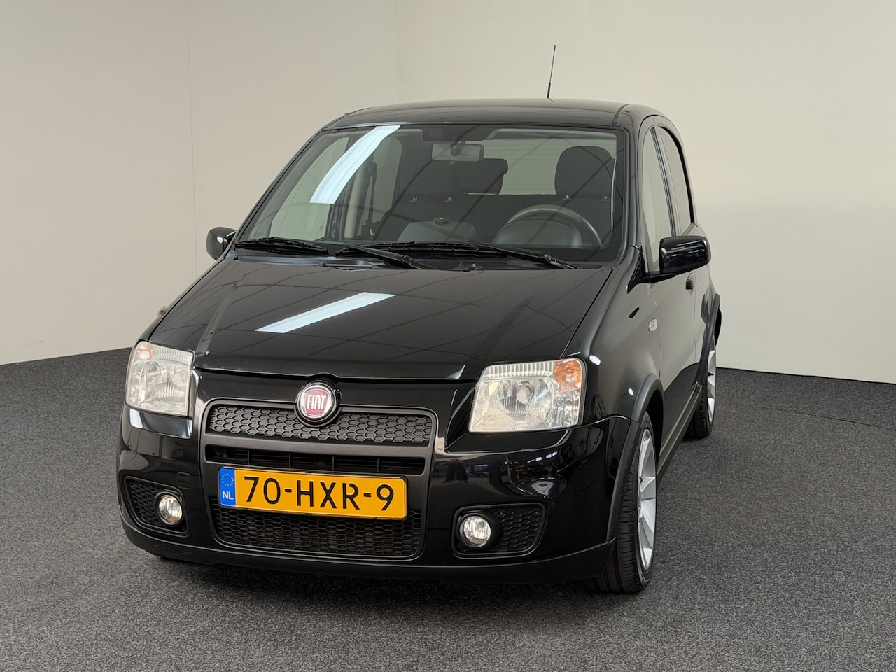 Fiat Panda - 1.4 16V Sport Airco / 100 PK / LM velgen / 6 versn. - AutoWereld.nl