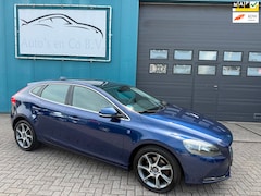 Volvo V40 - 1.6 T2 Ocean Race Leder Panoramadak Navi Clima Cruise Xenon 17" Pdc NL Auto NAP Dealer ond