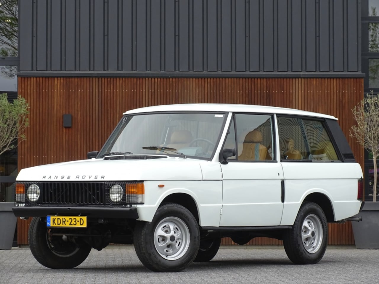 Land Rover Range Rover - Classic V8 / 3 DOOR / gerestaureerd 2025 / unieke conditie - AutoWereld.nl