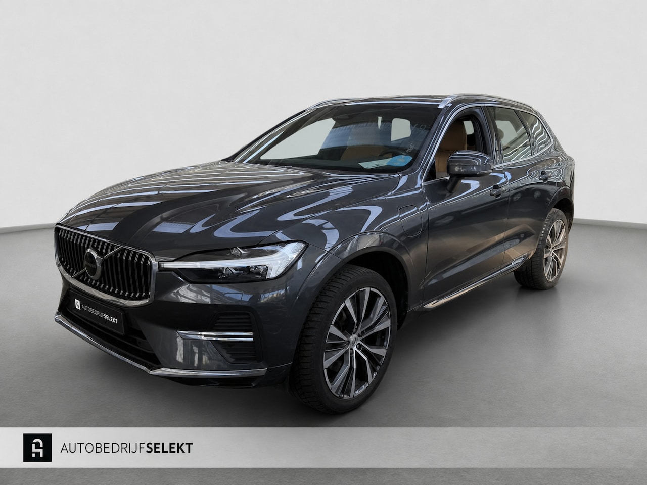 Volvo XC60 - 2.0 T6 Plug-in hybrid AWD Inscription WORDT VERWACHT! - AutoWereld.nl