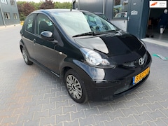 Toyota Aygo - 1.0-12V