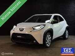 Toyota Aygo X - 1.0 VVT-i MT Play LED CAMERA ACC ECC