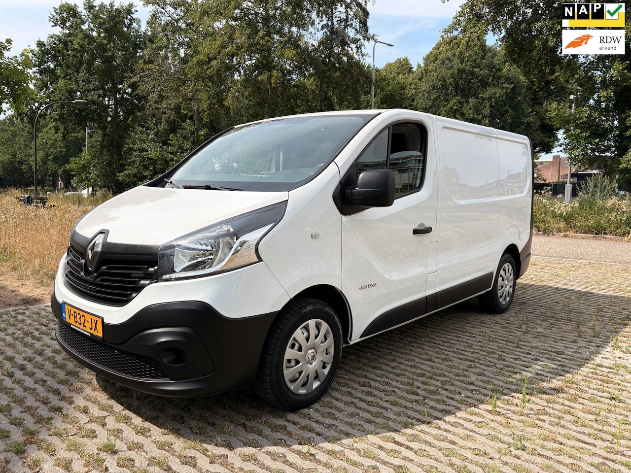 Renault Trafic - 1.6 dCi T29 L1H1 Comfort - airco - cruise control - AutoWereld.nl