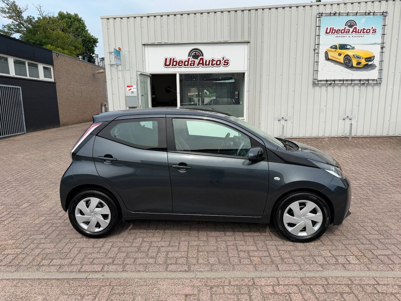 Toyota Aygo - 1.0 VVT-i x-play 5 DEURS AIRCO KM 120275 ZEER MOOI 5999E - AutoWereld.nl