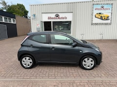 Toyota Aygo - 1.0 VVT-i x-play 5 DEURS AIRCO KM 120275 ZEER MOOI 5999E