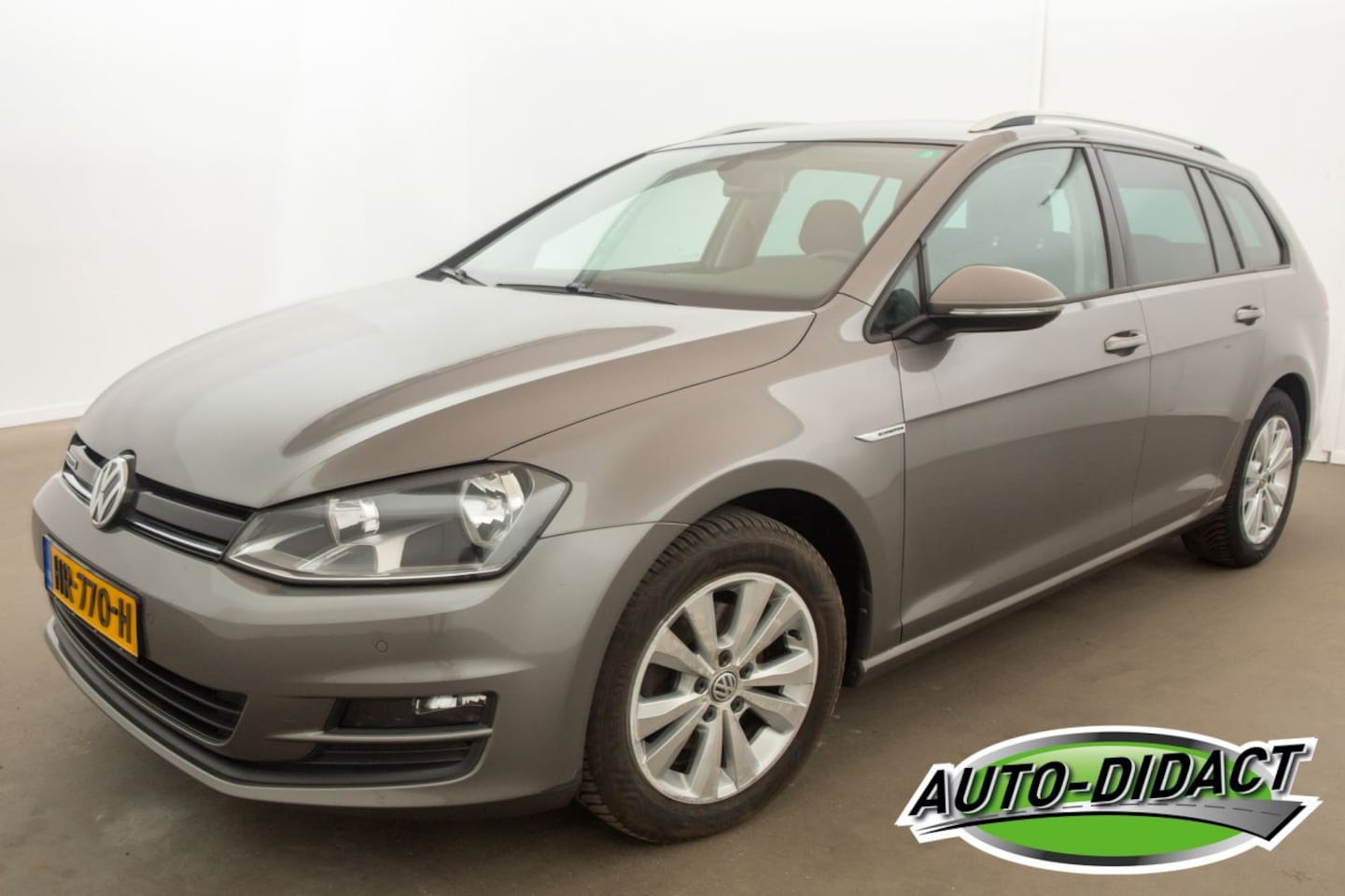 Volkswagen Golf Variant - 1.0 TSI Navi Clima Business Edition Connected - AutoWereld.nl