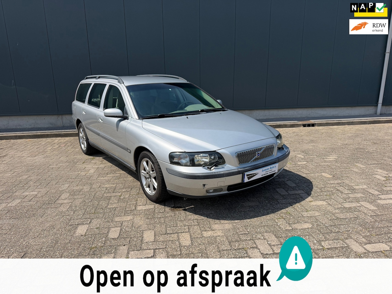 Volvo V70 - 2.5 T Comfort-Line 2.5 T Comfort Line - AutoWereld.nl