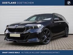 BMW i5 Touring - eDrive40 M Sport / Panoramadak / Trekhaak / Bowers & Wilkins / M Multifunctionele Stoelen