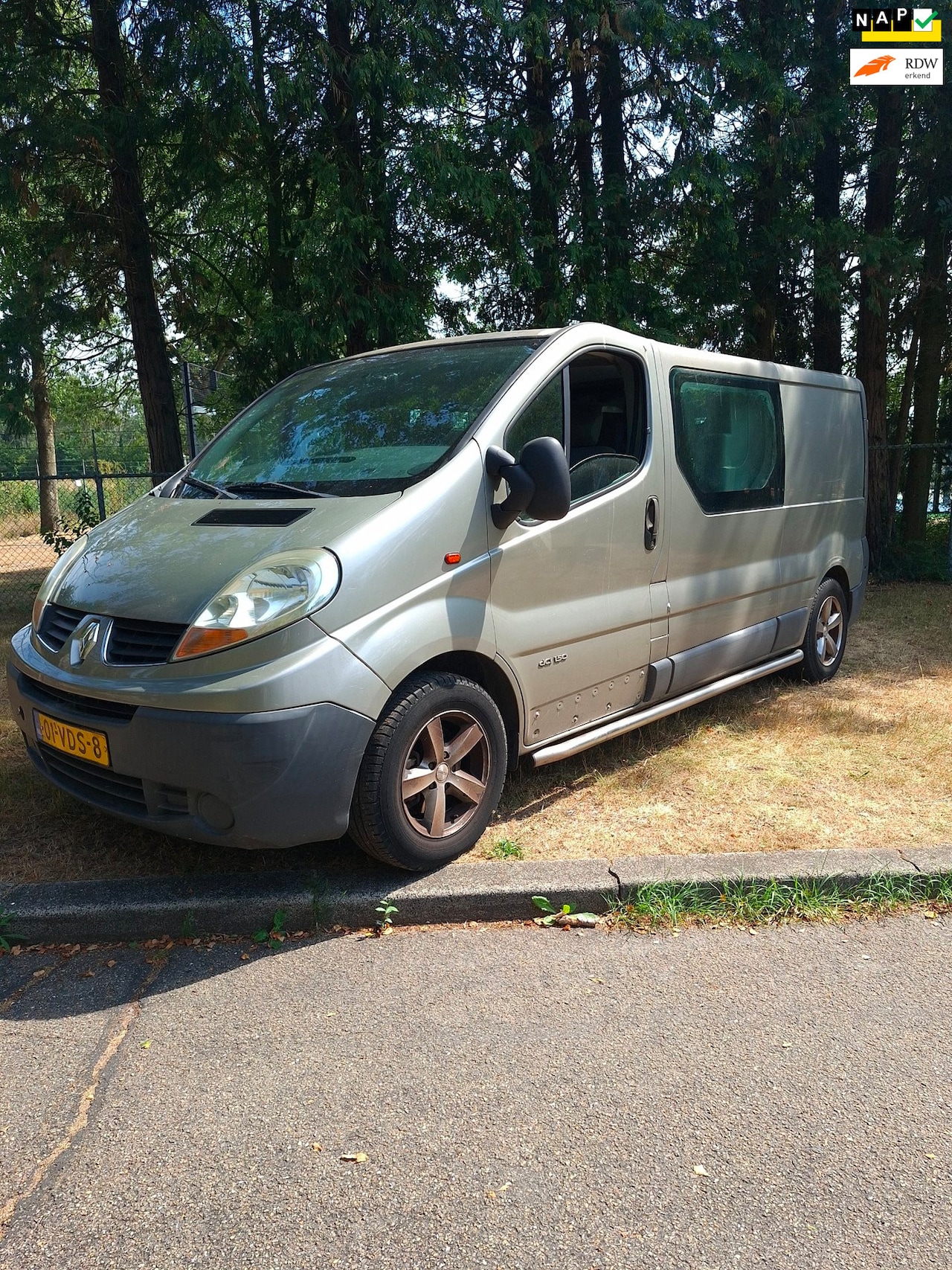 Renault Trafic - 2.5 dCi T29 Dubbel cabine lengte 2 - AutoWereld.nl