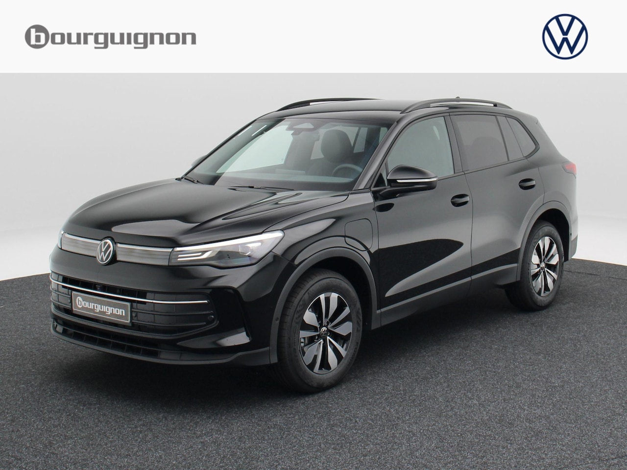 Volkswagen Tiguan - Limited Edition 1.5 eHybrid 204 PK | Trekhaak | Navigatie | Adaptieve Cruise Control | Ada - AutoWereld.nl