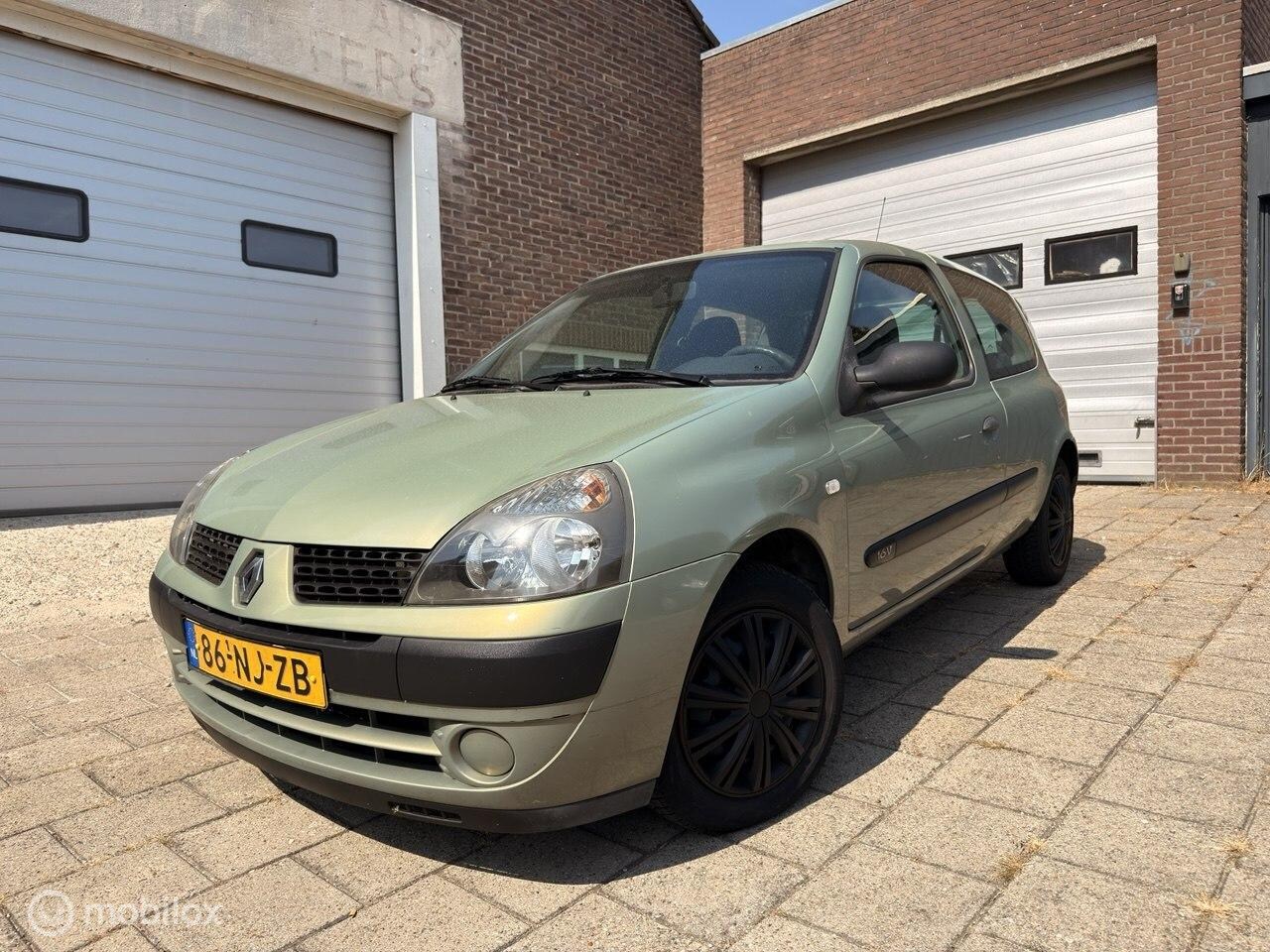 Renault Clio - 1.2-16V Authentique Basis 1.2-16V Authentique Basis - AutoWereld.nl