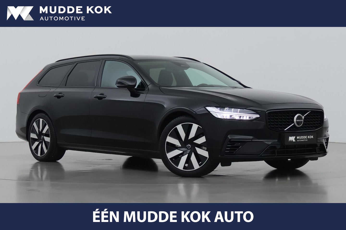 Volvo V90 - T8 Plug-in hybrid Plus Dark | ACC | 360° Camera | Harman/Kardon | Keyless | Stoel+Stuurver - AutoWereld.nl