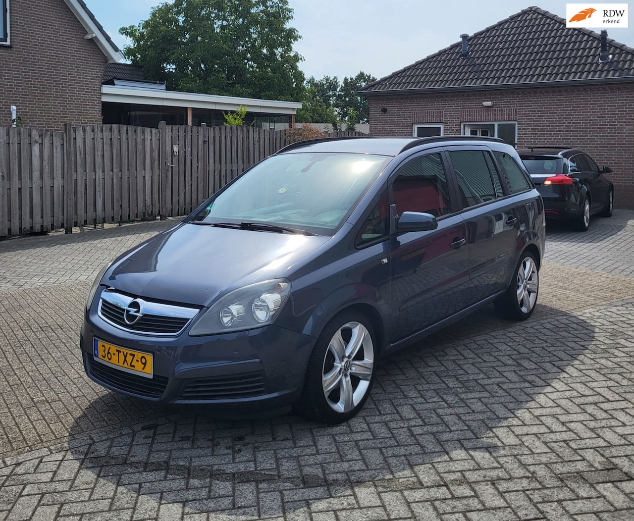 Opel Zafira - 1.8, Automaat, 7-Pers, CruisC, BT/Navi, APK 8/27! - AutoWereld.nl