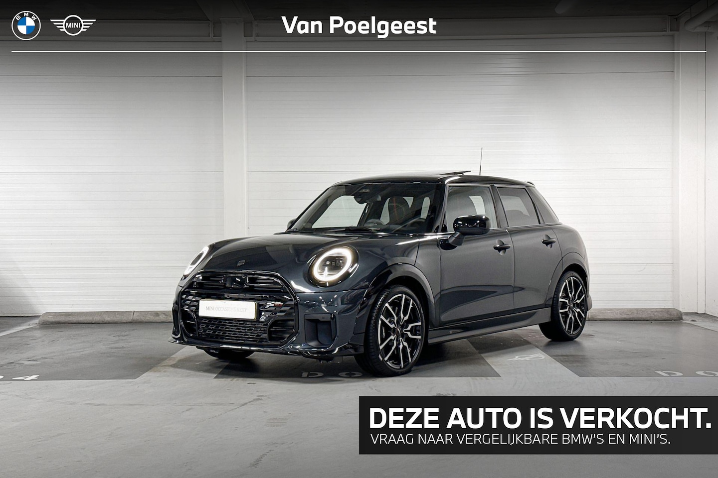 MINI 5-Deurs - Cooper S | John Cooper Works Uitvoering |  Pakket XL | Panoramadak | - AutoWereld.nl