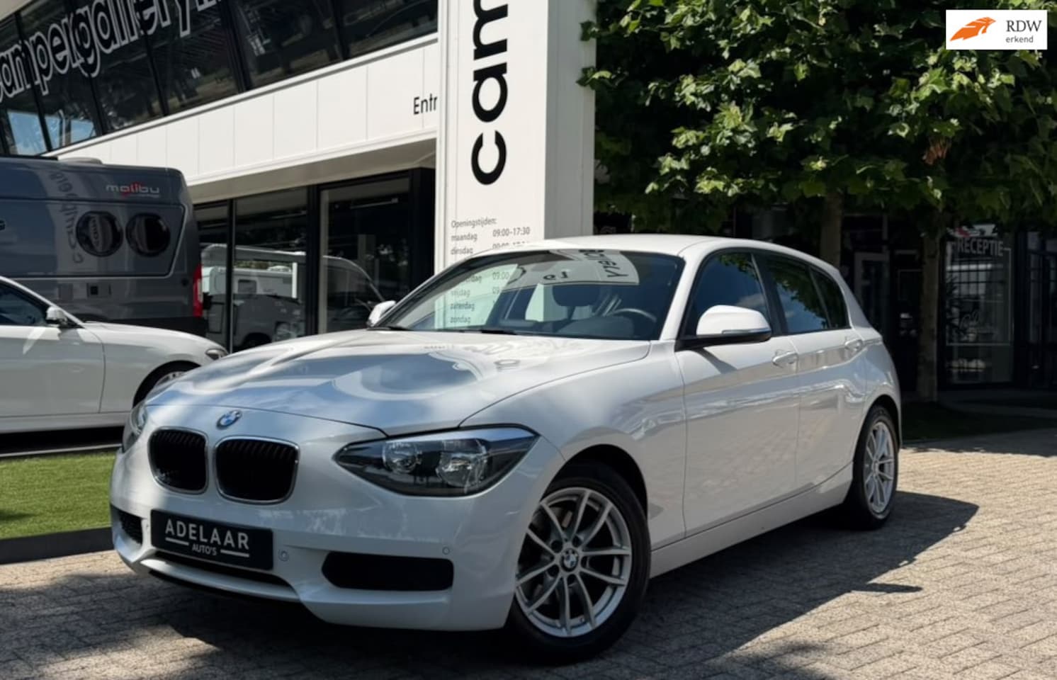 BMW 1-serie - 118i l AUTOMAAT l 170PK l NAVIGATIE l CLIMATRONIC l - AutoWereld.nl