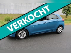 Hyundai i30 - 1.6 GDI i-Vision 5 Drs met Navi en Climate control