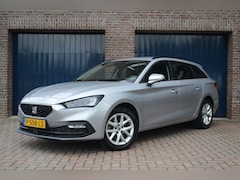 SEAT Leon Sportstourer - 1.0 TSI Style Business Intense | Trekhaak | Virtual Cockpit | Camera | Carplay/Android Aut