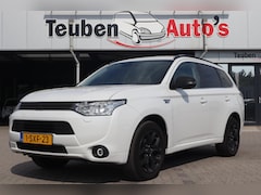 Mitsubishi Outlander - 2.0 PHEV instyle+ | Schuifdak | Leder | Camera | Trekhaak | Climate control | Cruise contr